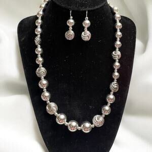 Vintage NRT Signed Silver Plated Knots & Balls Necklace & Earring Set